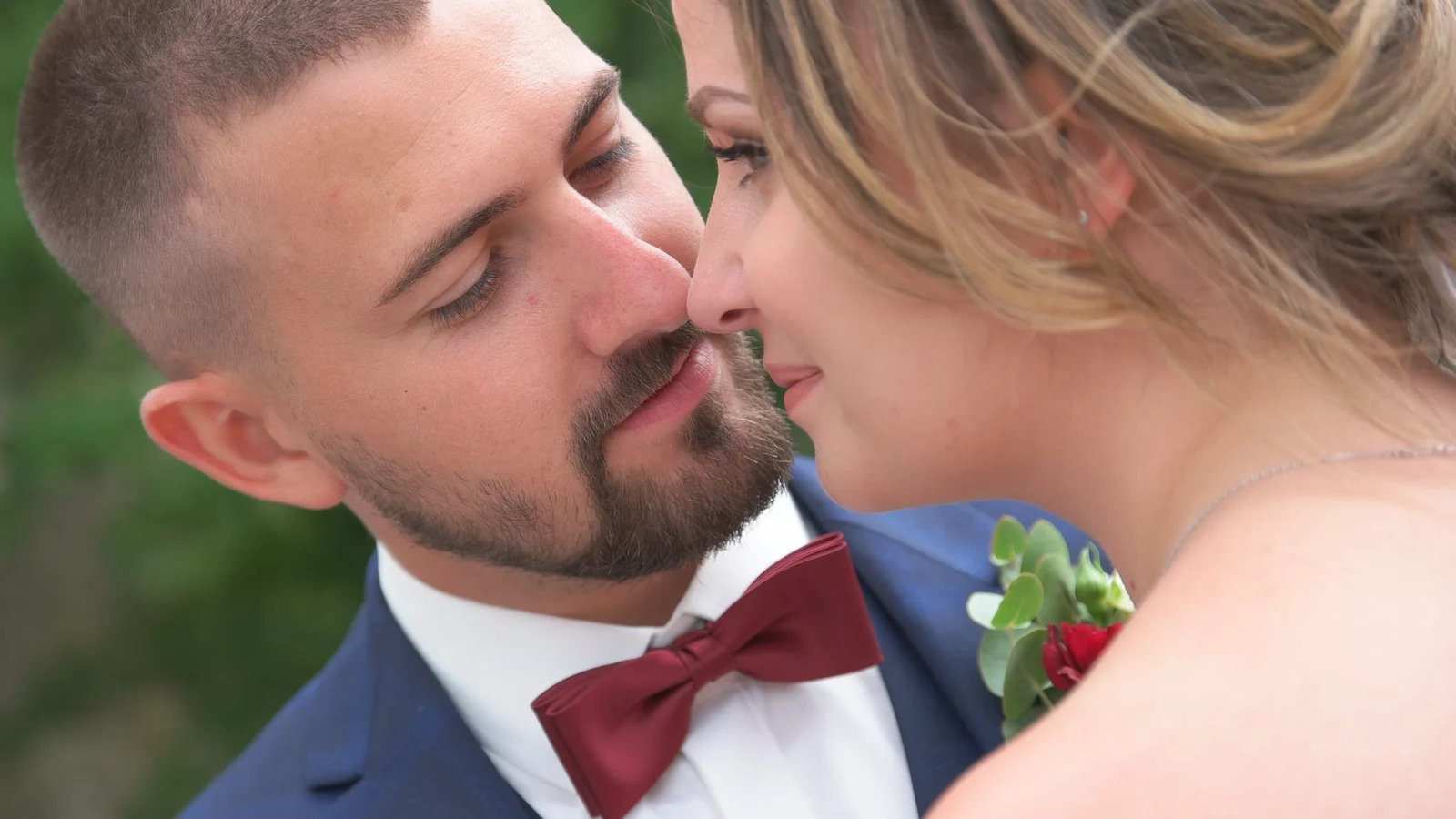 Hochzeitsfoto Dortmund, Bochum & Essen – romantische Nahaufnahme Hochzeitsfoto Dortmund, Bochum & Essen – romantische Nahaufnahme